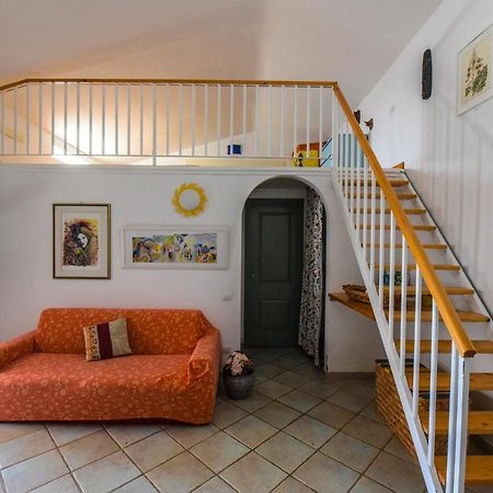 マリーナ・ディ・ピスティッチBasilicata Host To Host - Sunshine House - Borgo San Basilioアパートメント エクステリア 写真